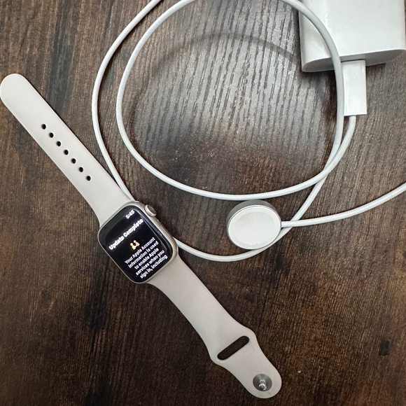 Apple Watch Series 7 A+ condition